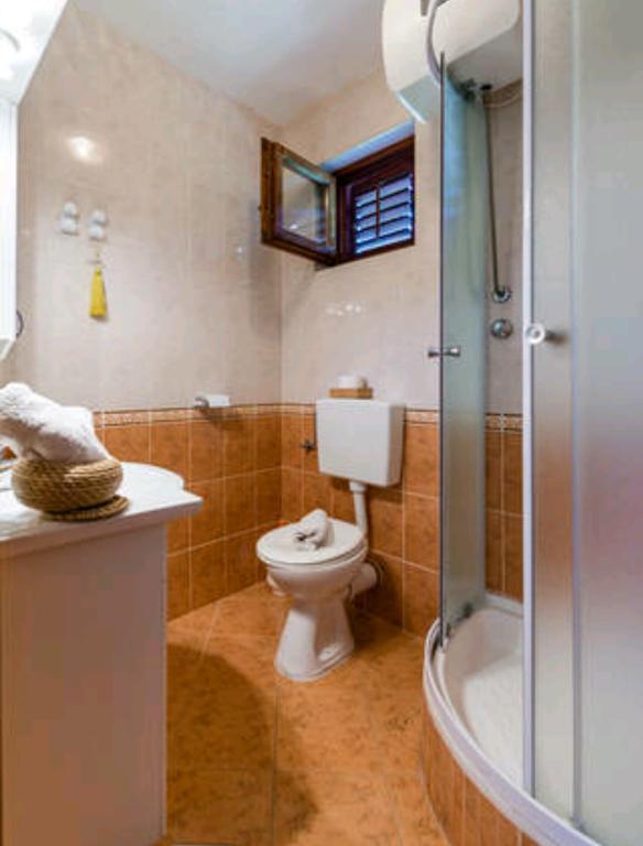 Apartments Bralic Vis Luaran gambar