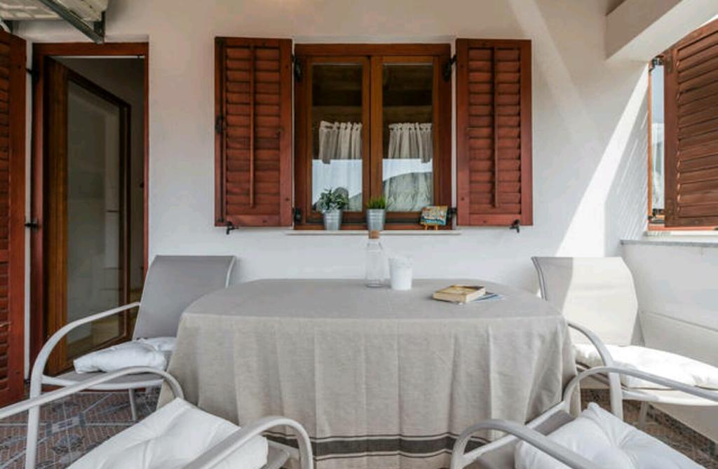 Apartments Bralic Vis Luaran gambar